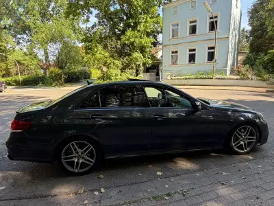 Gebraucht Mercedes E400 AMG line 333 PS (244 kW) 2017 Grau Limousine