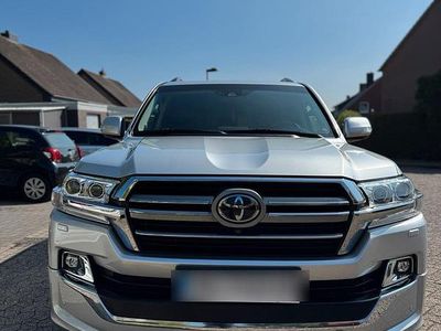 Grau Gebraucht 2019 Toyota Land Cruiser SUV | 54.500 €