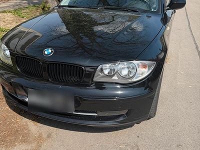 Usata BMW 118 129 CV (94 kW) 2010 Nero Utilitaria