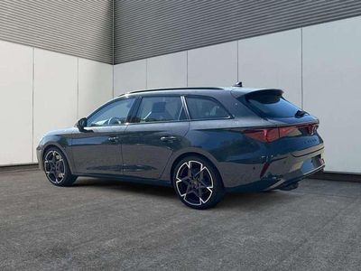 Nouă Cupra Leon VZ 333 CP (244 kW) 2025 Albastru Break