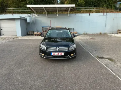 Gebraucht VW Passat Highline 170 PS (125 kW) 2012 Schwarz Kombi