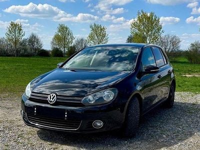 Gebraucht VW Golf VI Style 105 PS (77 kW) 2011 Schwarz Kleinwagen