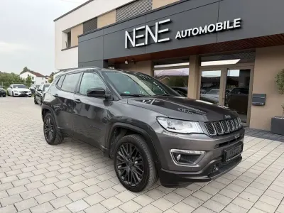 Gebraucht Jeep Compass 241 PS (177 kW) 2021 Silber SUV