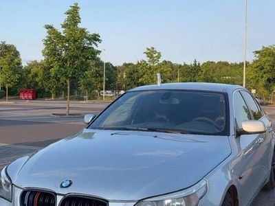 BMW 525