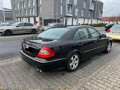Usata Mercedes E350 Elegance 272 CV (200 kW) 2006 Nero Berlina