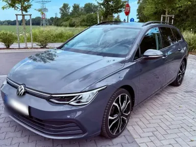 Gebraucht VW Golf VIII 150 PS (110 kW) 2021 Grau Kombi