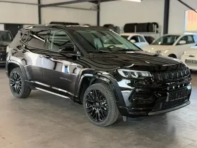 Second-hand Jeep Compass Altitude 131 CP (96 kW) 2024 Negru SUV