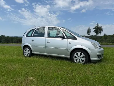 Gebraucht Opel Meriva 104 PS (76 kW) 2007 Silber Van / Kleinbus
