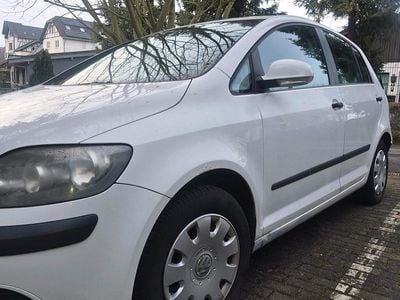 Usata VW Golf IV 105 CV (77 kW) 2005 Bianco Station wagon