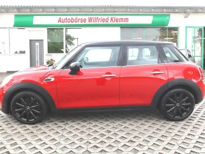 Gebraucht Mini Cooper 136 PS (100 kW) 2017 Rot Kleinwagen