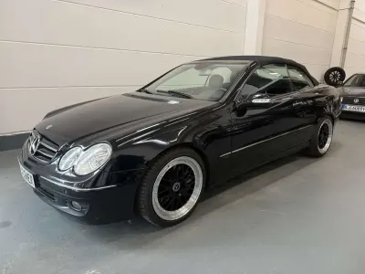 Gebraucht Mercedes CLK350 272 PS (200 kW) 2008 Obsidianschwarz  metalliclack Cabrio