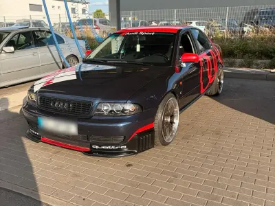 Gebraucht Audi A4 150 PS (110 kW) 1996 Blau Limousine