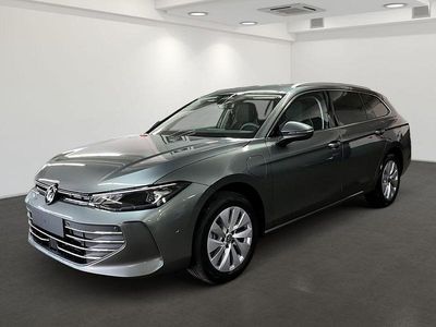 Grau Neu 2025 VW Passat Business Kombi | 55.900 € (Fairer Preis)