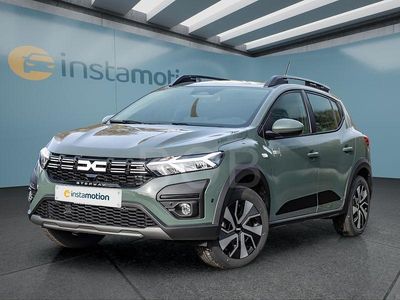 Grau Gebraucht 2025 Dacia Sandero Stepway Kleinwagen | 17.849 € (Fairer Preis)