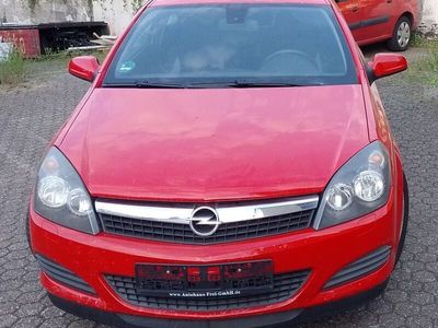 Opel Astra GTC