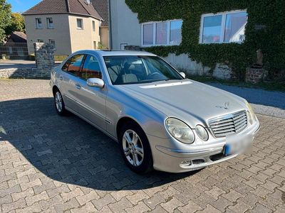 Mercedes E270