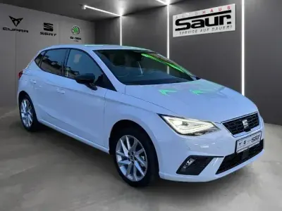 Neu Seat Ibiza Beats 116 PS (85 kW) 2025 Weiss Kleinwagen