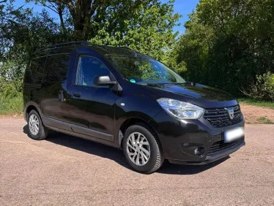 Gebraucht Dacia Dokker 102 PS (75 kW) 2020 Schwarz Van / Kleinbus