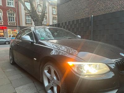 Gebraucht BMW 325 Cabriolet 204 PS (150 kW) 2013 Schwarz Cabrio