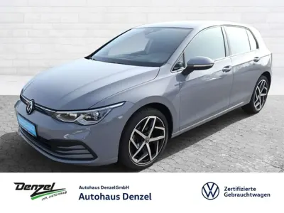 Gebraucht VW Golf VII Life 150 PS (110 kW) 2021 Grau Kleinwagen