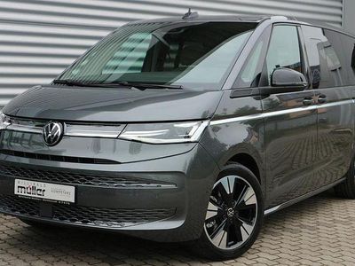 Gebraucht VW Multivan Style 150 PS (110 kW) 2025 Grau Van