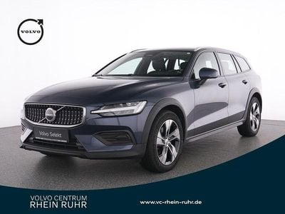 Usata Volvo V60 CC Plus 197 CV (144 kW) 2024 Blu Station wagon