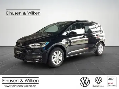Gebraucht VW Touran Highline 150 PS (110 kW) 2025 Schwarz Van / Kleinbus