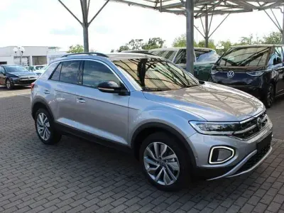 Neu VW T-Roc Life 150 PS (110 kW) 2026 Pyritsilber SUV