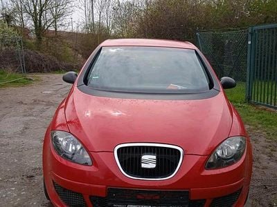 Second-hand Seat Altea 120 CP (88 kW) 2006 Roșu Monovolum