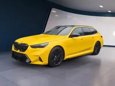 Gebraucht BMW M5 Basis 727 PS (534 kW) 2025 Sonderlackierung Kombi