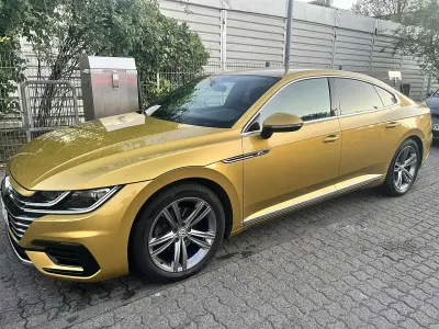 Gebraucht VW Arteon R-line 190 PS (139 kW) 2018 Kleinwagen