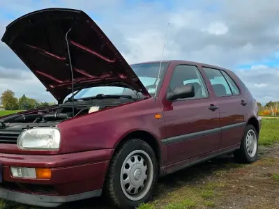 Gebraucht VW Golf III 75 PS (55 kW) 1997 Rot Limousine