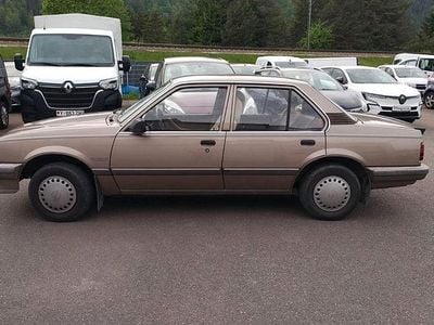Braun Gebraucht 1986 Opel Ascona Limousine | 2.699 €