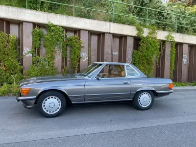 Gebraucht Mercedes 560 231 PS (169 kW) 1987 Grau Cabrio