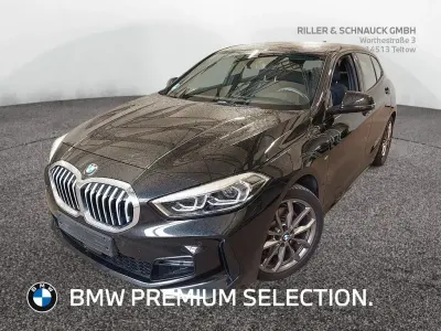 Gebraucht BMW 120 M Sport 178 PS (130 kW) 2023 Black sapphire Limousine