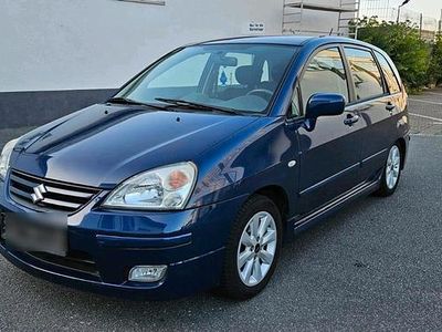Suzuki Liana