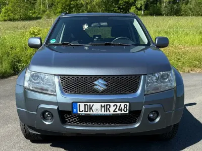 Gebraucht Suzuki Grand Vitara Club 140 PS (102 kW) 2007 Grau SUV