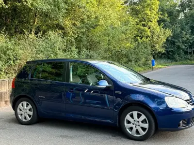 Gebraucht VW Golf VI United 80 PS (58 kW) 2008 Blau Kleinwagen