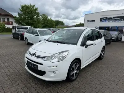 Gebraucht Citroën C3 SELECTION 82 PS (60 kW) 2016 Blanc banquise Limousine