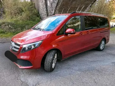 Usata Mercedes V220 Edition 163 CV (119 kW) 2020 Rosso Monovolume