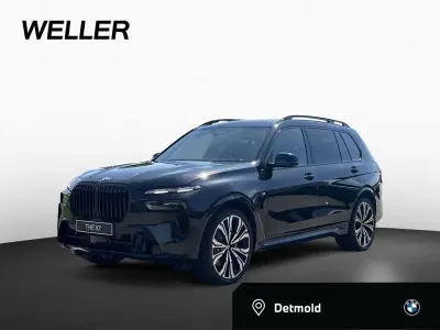 Neu BMW X7 Comfort Edition 352 PS (258 kW) 2026 Individual dravitgrau metallic (grau) SUV