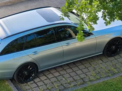 Używany Mercedes E220 Avantgarde 194 KM (142 kW) 2017 Srebrny Kombi