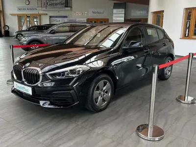 Gebraucht BMW 116 109 PS (80 kW) 2024 Schwarz Kleinwagen