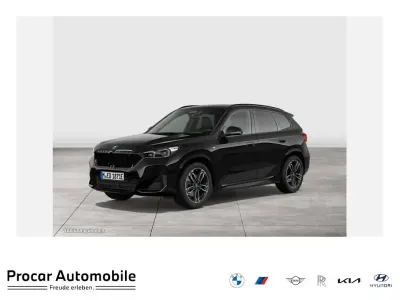 Gebraucht BMW iX1 M Sport 230 kW (313 PS) 2023 Schwarz SUV