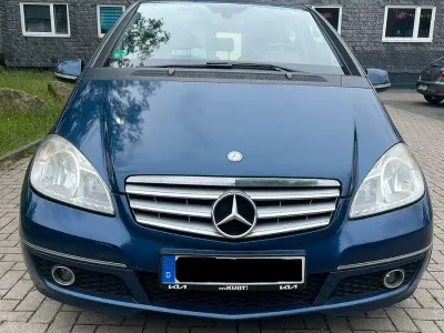 Gebraucht Mercedes A200 Avantgarde 136 PS (100 kW) 2008 Blau Van / Kleinbus