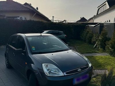 Gebraucht Ford Fiesta 80 PS (58 kW) 2003 Grau Kleinwagen