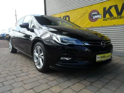 Gebraucht Opel Astra Dynamic 125 PS (91 kW) 2018 Schwarz Limousine