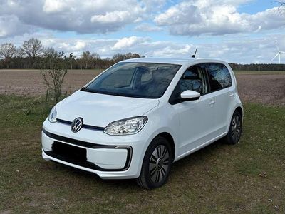 Second-hand VW e-up! 61 kW (83 CP) 2021 Alb Hatchback