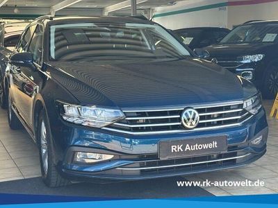 Gebraucht VW Passat Business 150 PS (110 kW) 2018 Blau Kombi