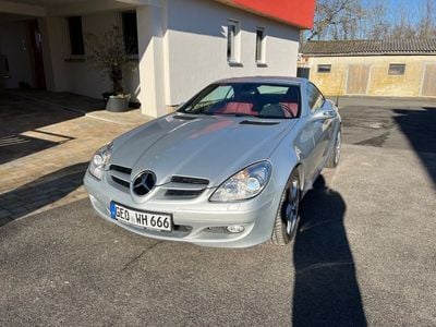 Mercedes SLK280